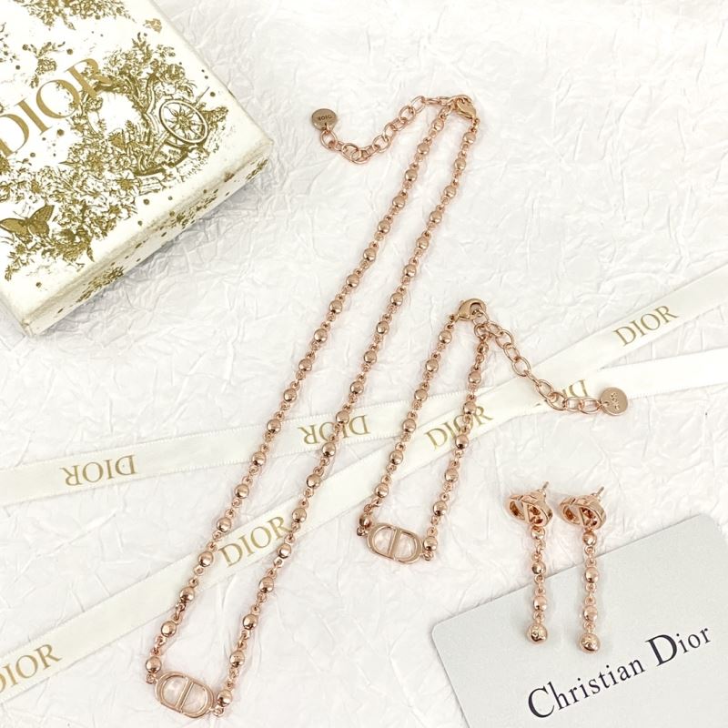 Christian Dior Necklaces